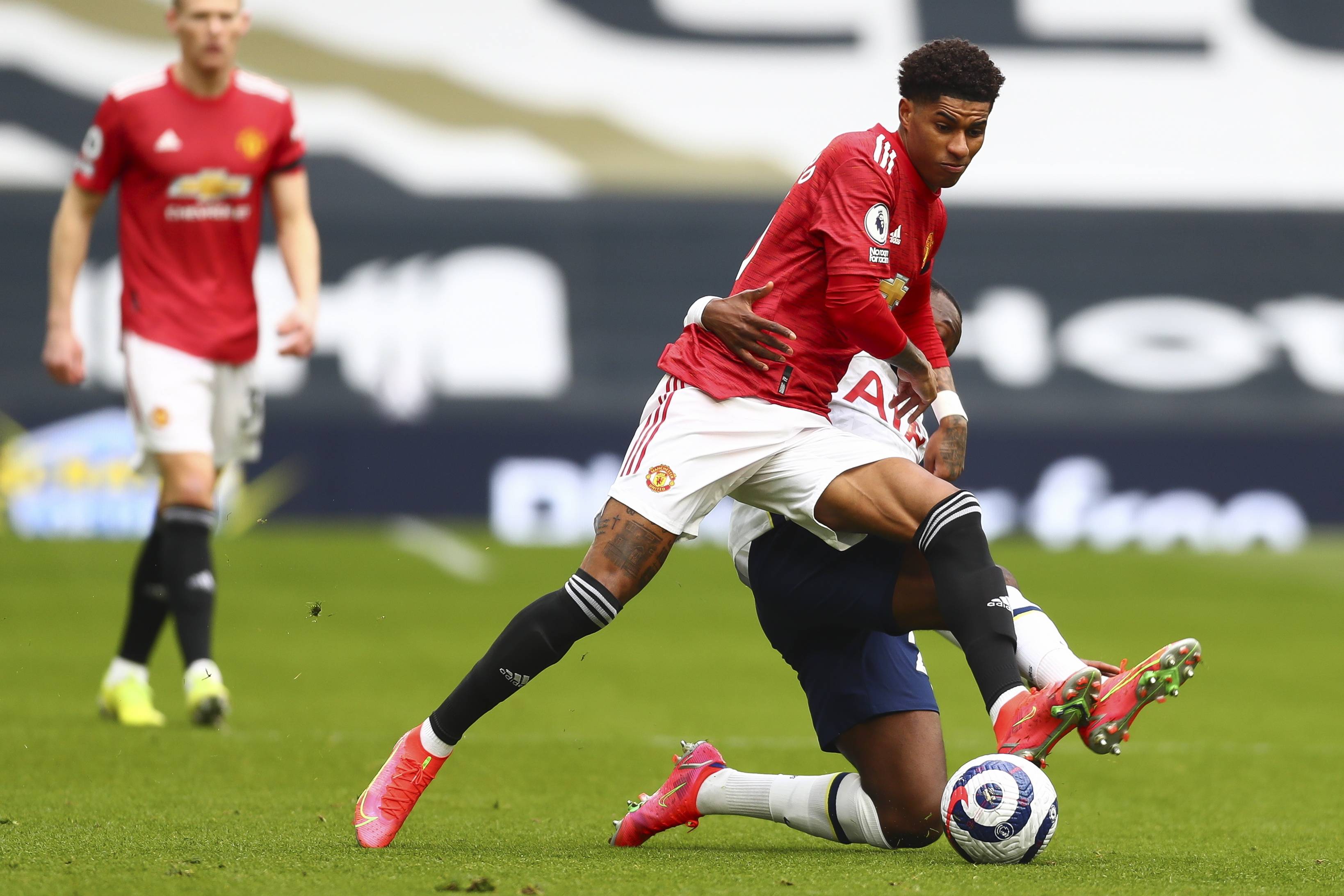 進攻或干擾 進攻或干擾